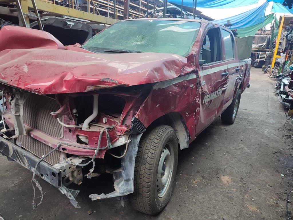  Toyota HILUX 2015    EN DESARME